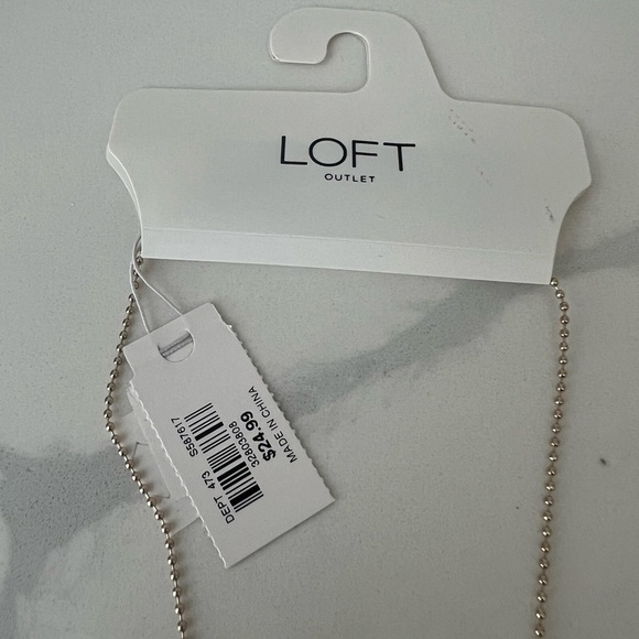 Cute LOFT Necklace! - Picture 4 of 10